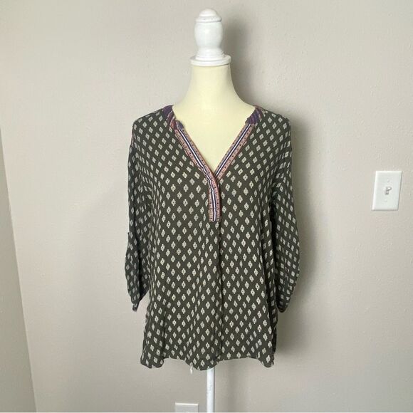 Angie Boho Casual Mixed Media Popover Roll Tab Sleeve Blouse Women's Size Small - Picture 8 of 15